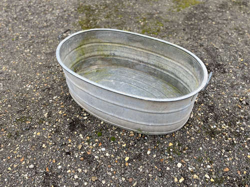 Large Galvanised Bath/Tub