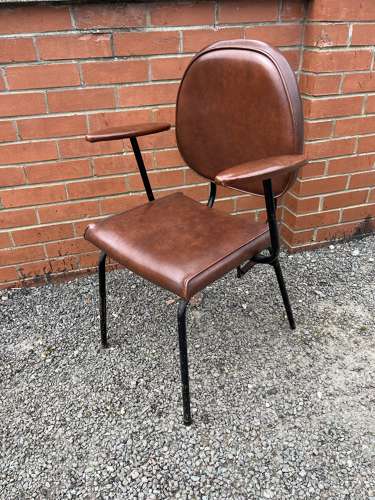 Spring Back Chair