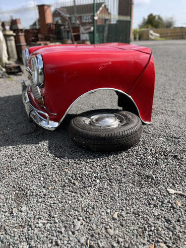 Austin Mini Front End Display