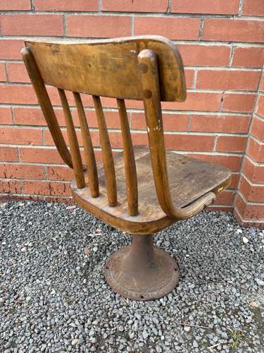 Kenny Bros & Wolkins School Chair
