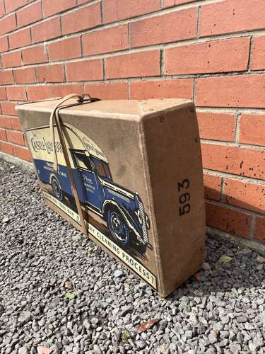 Castle Laundry Box
