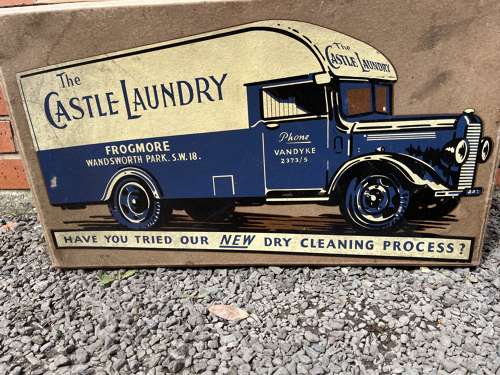 Castle Laundry Box