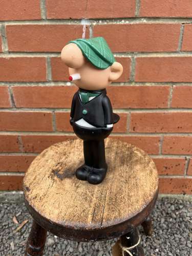 Andy Capp Figure