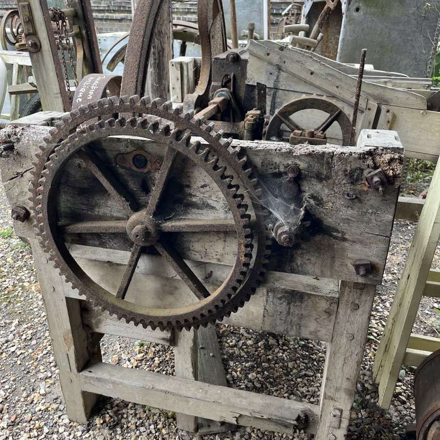 Early Chaff Cutter