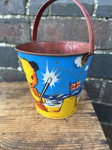 Vintage Sand Pail