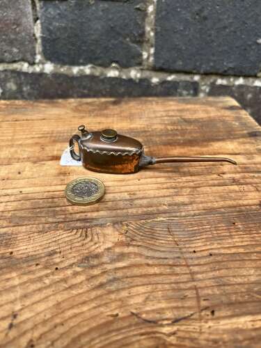 Meccano Oil Pourer