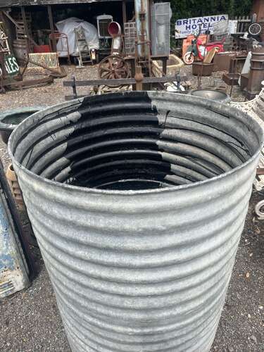 Cylindrical Galvanised Tank