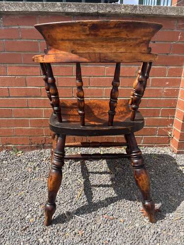 Smokers Bow Chair