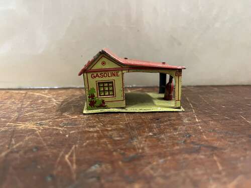 Tinplate Garage