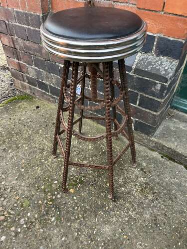 Stool with chain detailing