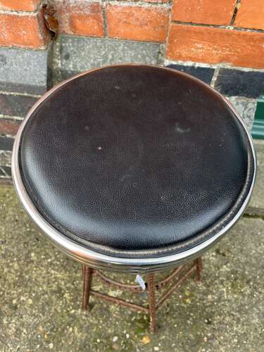 Stool with chain detailing