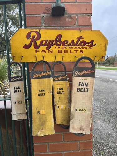 Raybestos fan belt display