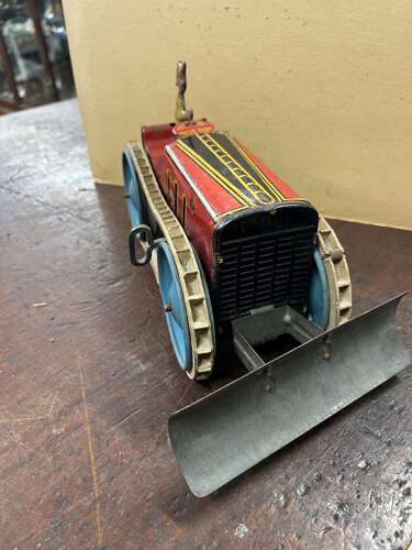 Louis Marx Tinplate caterpillar tractor
