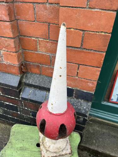 GWR signal finial