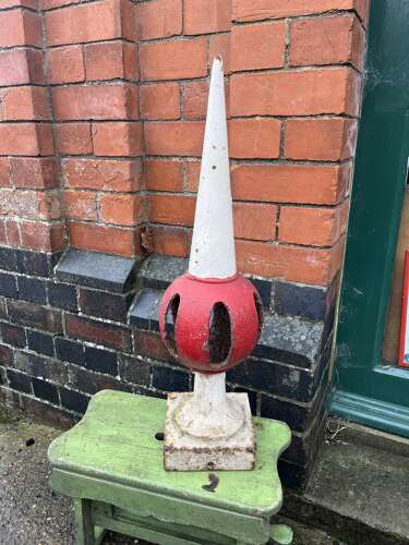 GWR signal finial