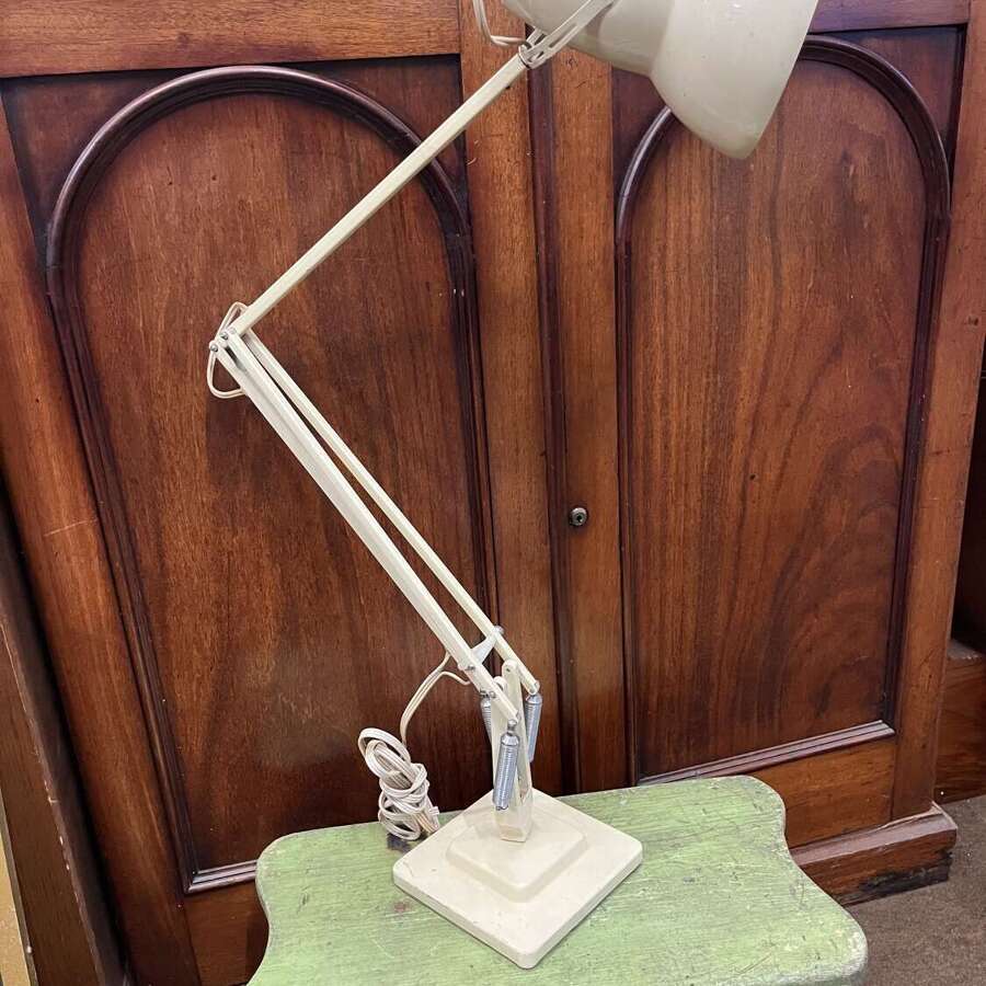Cream Anglepoise Lamp