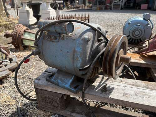 Compton Parkinson Electric Motor 1.5 HP Single Phase 1400 RPM
