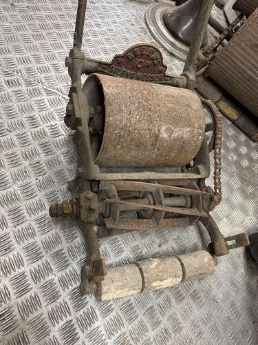 Green’s Lawnmower