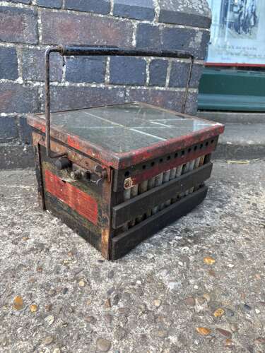 Milnes H.T Battery